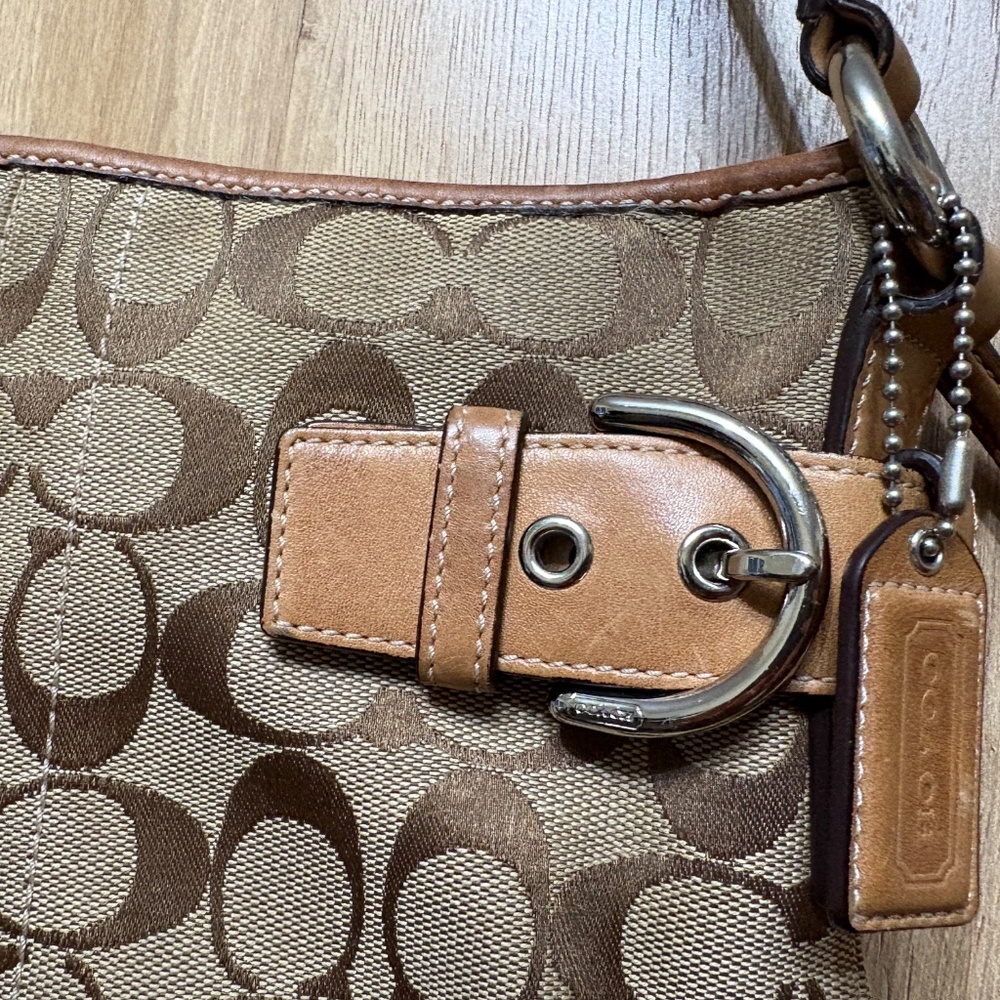 Coach Signature Tan Brown Jacquard Leather Y2K Shoulder Bag Purse with hangtag - Picture 4 of 15
